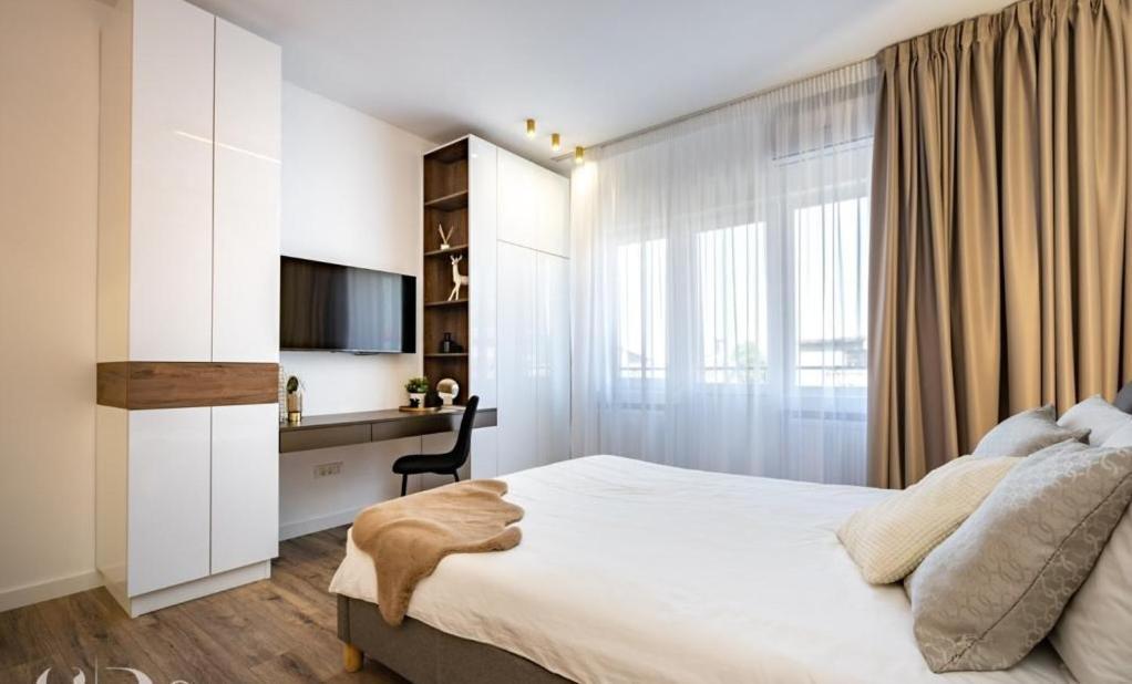 Majestic Apartament With View In Magheru Bukarest Exteriör bild