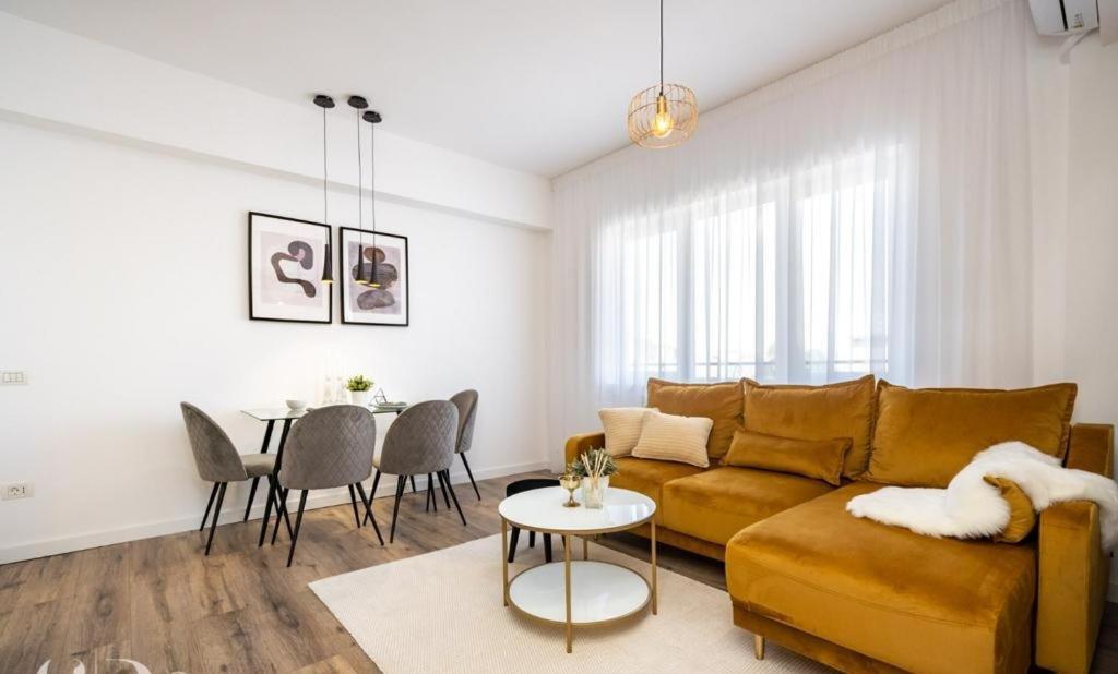 Majestic Apartament With View In Magheru Bukarest Exteriör bild